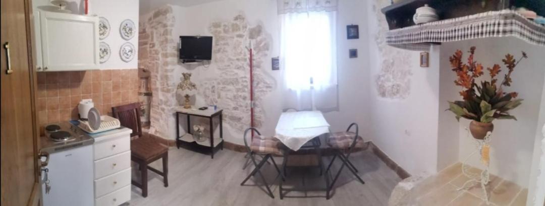 Apartment Giulio - 10Mt To The Beach Rovinj Ngoại thất bức ảnh