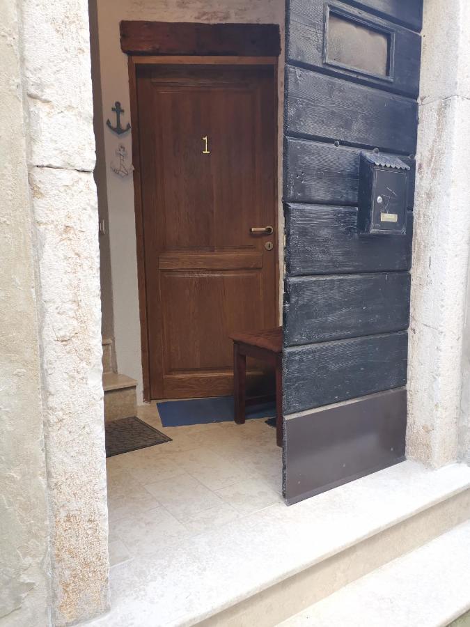 Apartment Giulio - 10Mt To The Beach Rovinj Ngoại thất bức ảnh